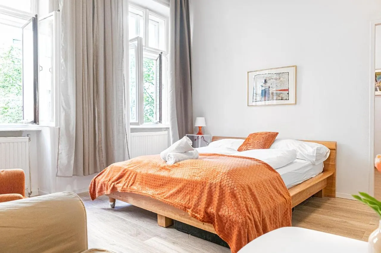 Apartment Gorgeous 2Br Apt. Central Located And Spacious Vienna